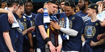 Donte’s inferno as DiVincenzo fires Villanova to 2nd NCAA title