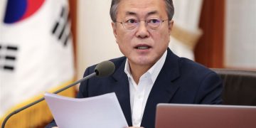 With no summit, South Korean president to skip Olympics