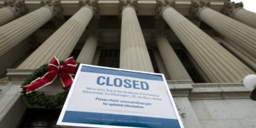 Partial U.S. government shutdown cost economy $3 billion: budget office