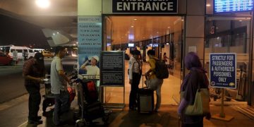 US warns travelers over security at Manila airport