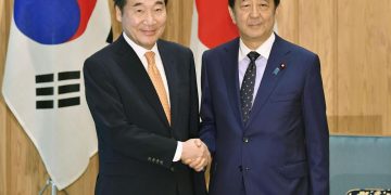 Japan’s Abe renews call on South Korea to keep promises to mend ties