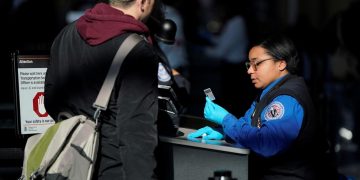 U.S. homeland security proposes face scans for citizens