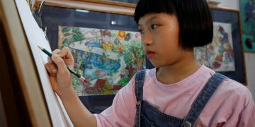 Vietnam schoolgirl creates art from the chaos of the coronavirus