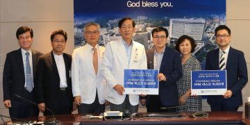 Korean hospital ships 10,000 face masks for distribution to former missionaries