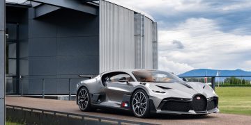 Deliveries of the 5 million Euros Bugatti Divo Hypercar begins