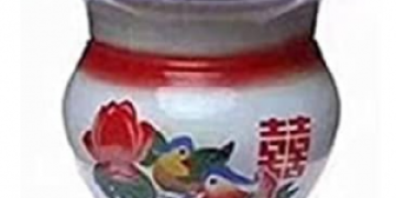 The humble chamber pot rebranded as an ‘enamel fruit basket’ on Amazon