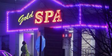 Eight shot dead at three Asian spas in  Georgia, suspect arrested