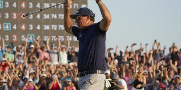 One more thrill: Phil Mickelson wins at 50 in raucous PGA