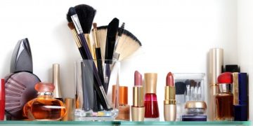 Study: Half of US cosmetics contain toxic chemicals