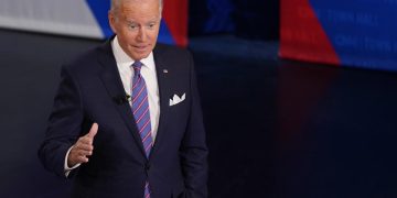 Biden to pledge 500M free COVID-19 tests to counter omicron