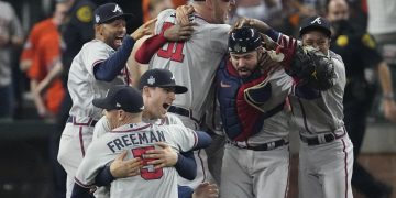 Hammerin’ Braves rout Astros to win 1st WS crown since 1995