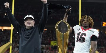 Georgia snaps 41-year title drought with 33-18 win over Bama