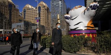 China’s economy grows 8.1% in 2021, slows in second half