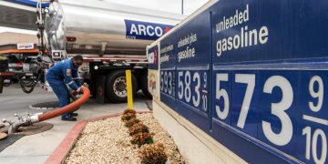 Georgia’s state taxes at fuel pumps to resume as Brian Kemp’s tax break ends, at least for now