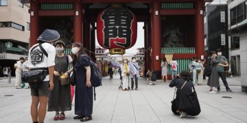 As COVID fears ebb, Japan readies for tourists from abroad