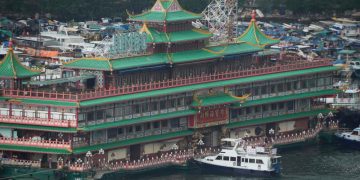 Hong Kong’s iconic Jumbo Floating Restaurant capsizes at sea