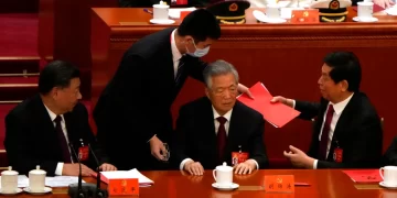 Video of Hu Jintao’s exit at Chinese congress fuels speculation