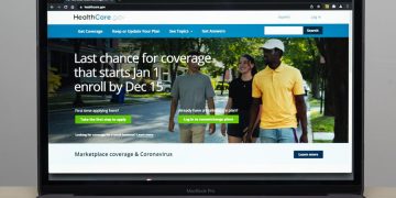 Low costs expected to keep Obamacare interest high