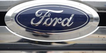 Ford returns to Formula One in partnership with Red Bull