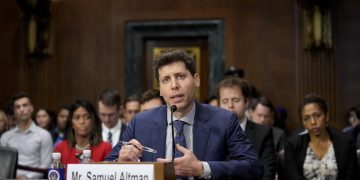 ChatGPT chief says artificial intelligence should be regulated by a US or global agency