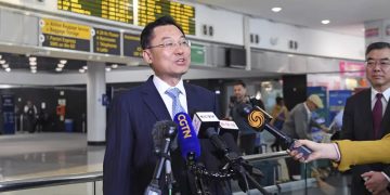 New Chinese ambassador to US taking office amid disputes over trade, access to technology, Taiwan