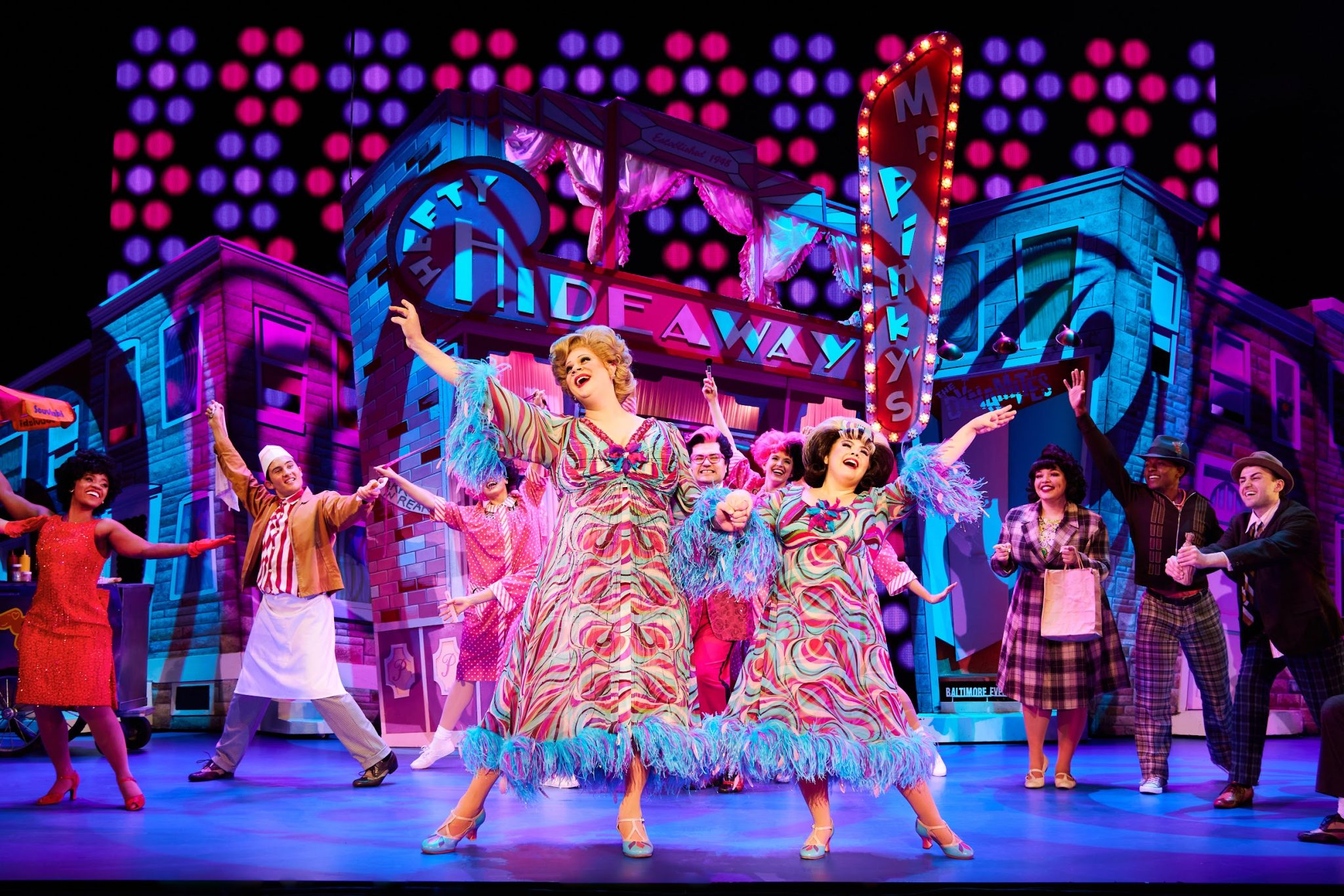 Hairspray! An Entertaining Musical Fest Premiering at The Fox - Vimarsana News