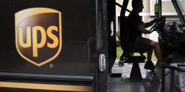 UPS workers approve 5-year contract, capping contentious negotiations that threatened deliveries