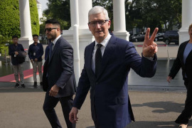 Apple CEO says company will ‘look at’ manufacturing in Indonesia