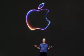 Apple launches the iPhone into the AI era with free software update