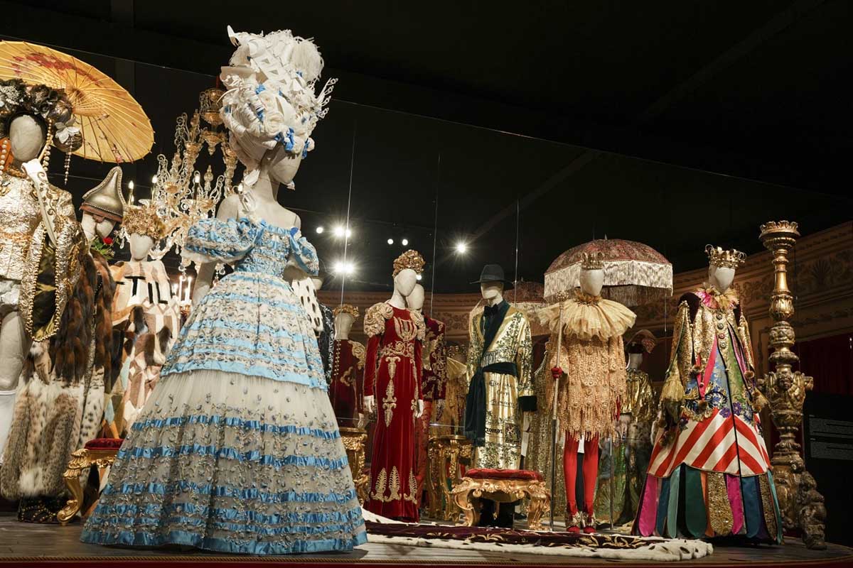 Dolce & Gabbana debut in Paris, showing Italian artistry on French