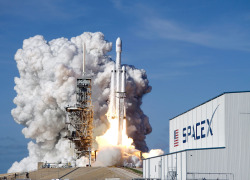 SpaceX’s IPO is set to be the biggest ever and could make Elon Musk a trillionaire