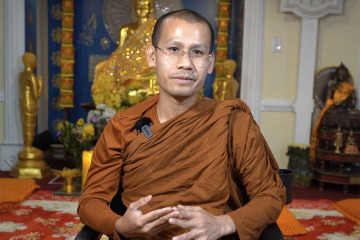 Maha Ajarn Dam Phommasan, Abbot, Wat Lao Buddha Khanti