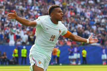 Mbappe-France3 copy